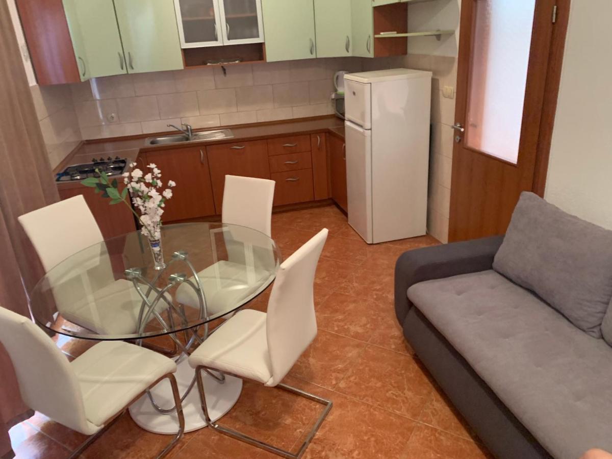 Apartment Lena Kaštela المظهر الخارجي الصورة